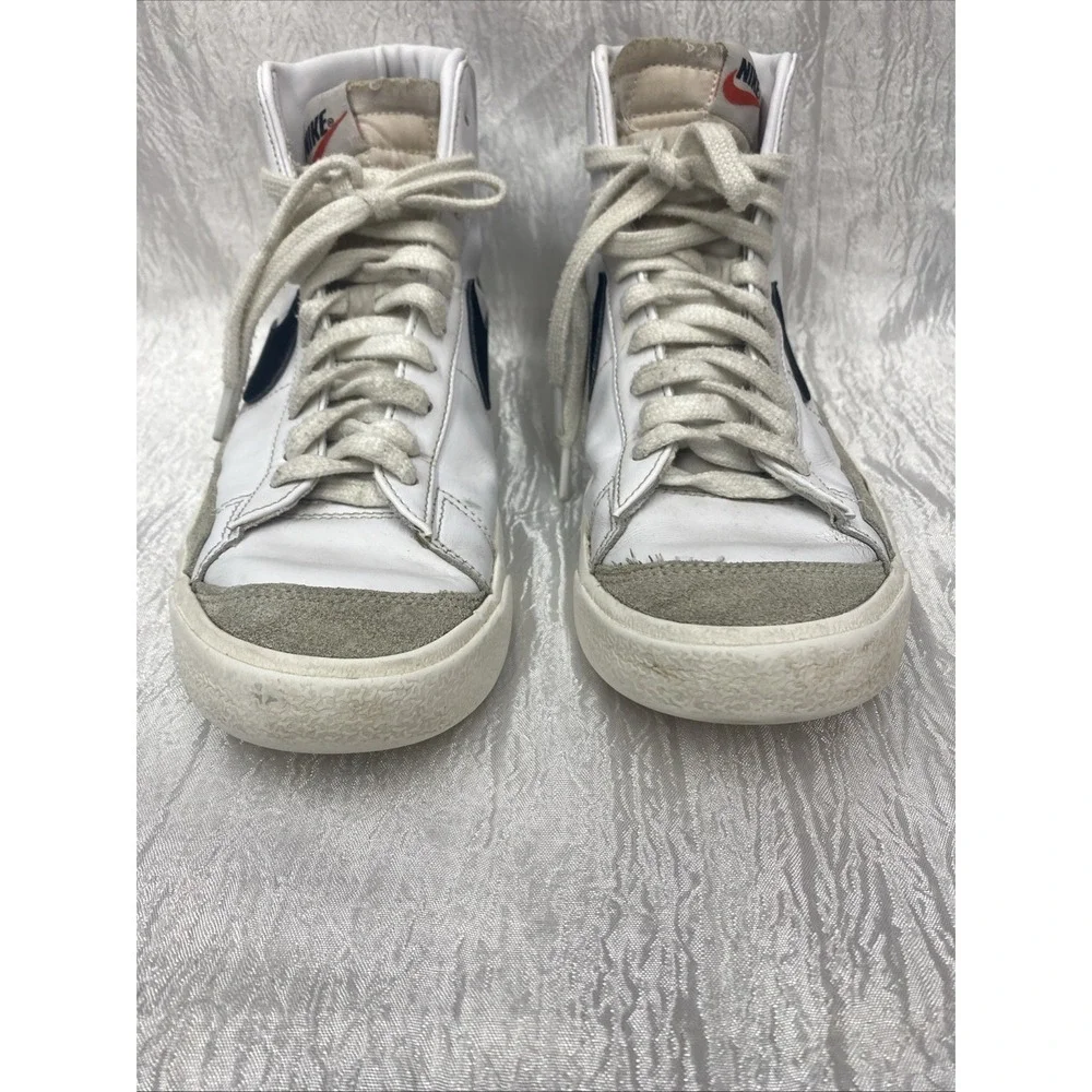 Nike Women's Blazer Mid 77 CZ1055-100 White Basketball‎ Shoes Sneakers Size 9